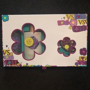 Victoria’s Secret Love Spell Set